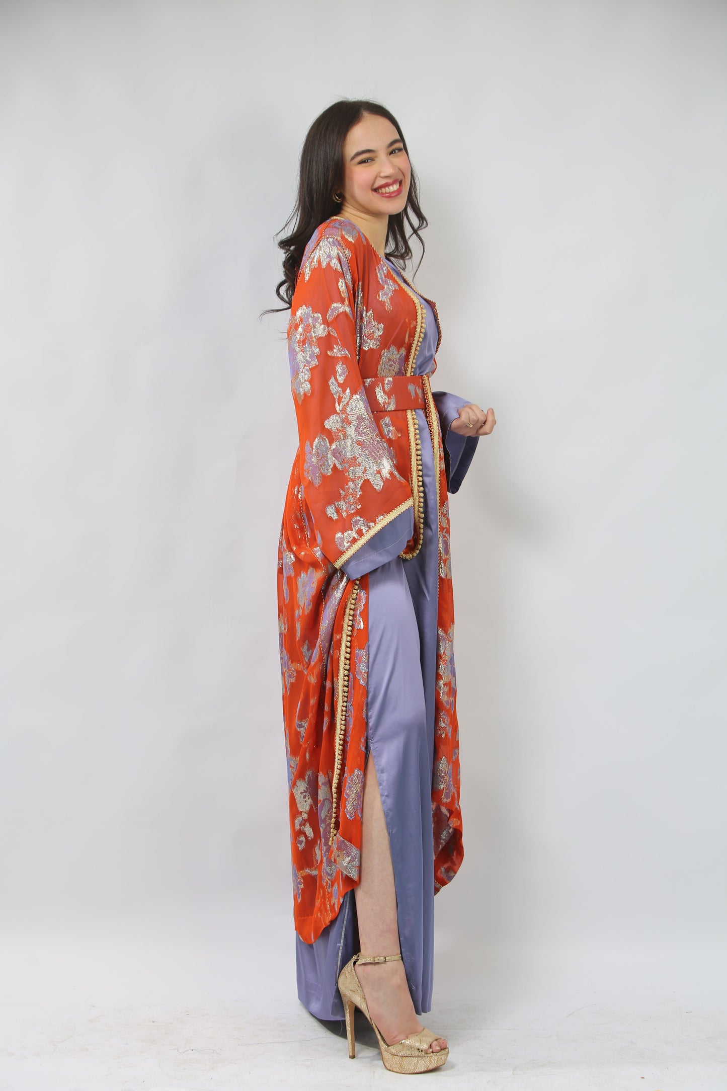 L’Art du Tlija : Un Caftan Somptueux pour les Grandes Occasions PETITE