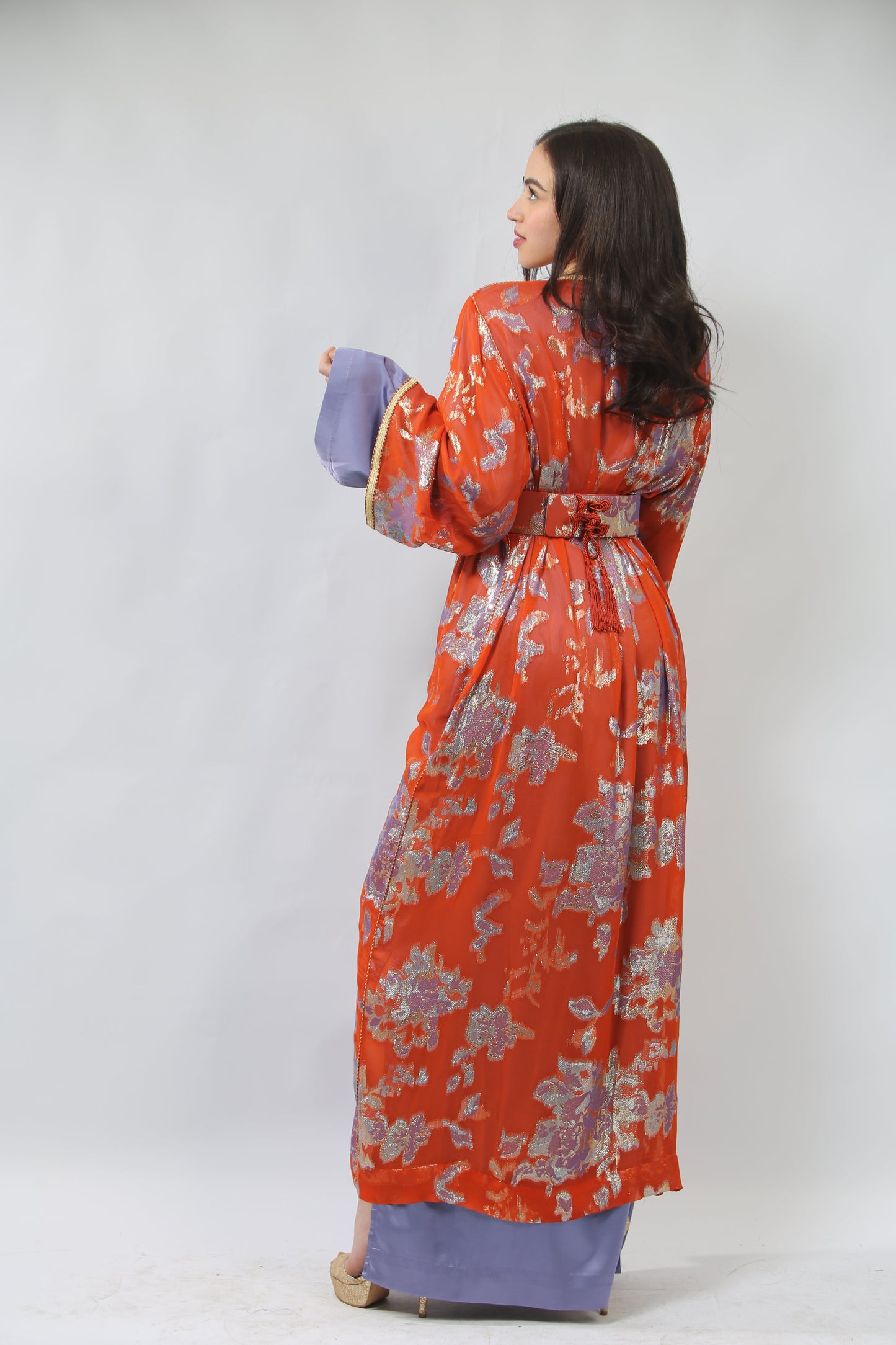 L’Art du Tlija : Un Caftan Somptueux pour les Grandes Occasions PETITE