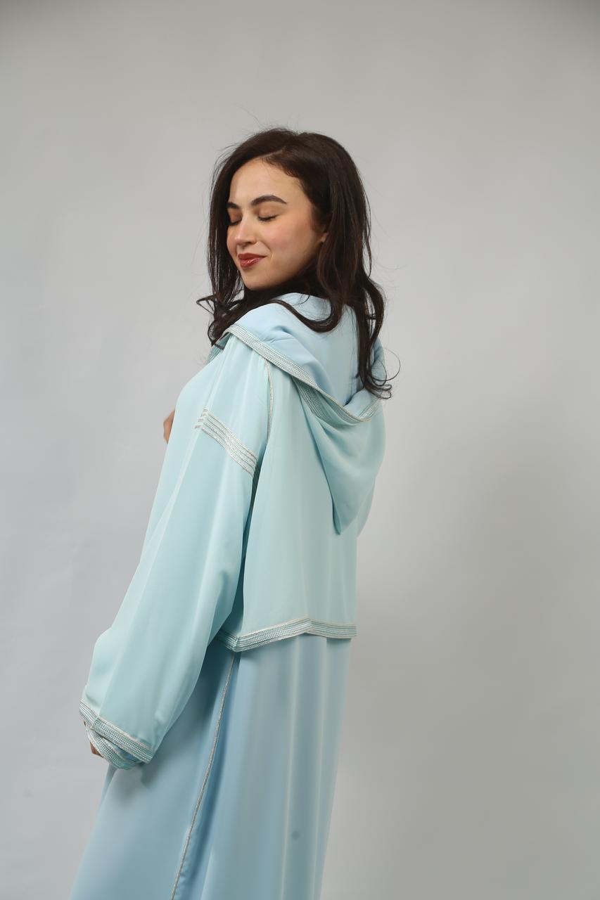 Caftan Deux Pièces en Yakout et Crêpe – Élégance Raffinée