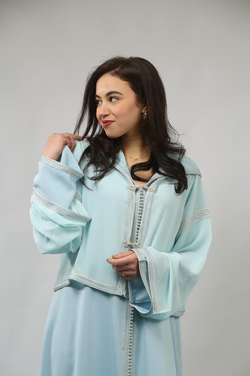 Caftan Deux Pièces en Yakout et Crêpe – Élégance Raffinée