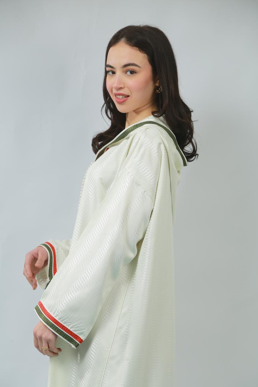 Luxe en Mouvement : Jellaba Shantung aux Détails en Orange et Kaki