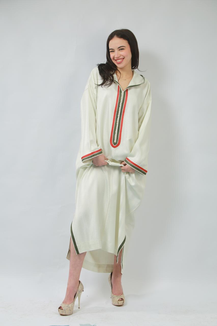 Luxe en Mouvement : Jellaba Shantung aux Détails en Orange et Kaki